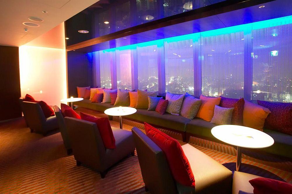The Landis Taichung Hotel Facilities photo The Club lounge at Hong Kong International Airport