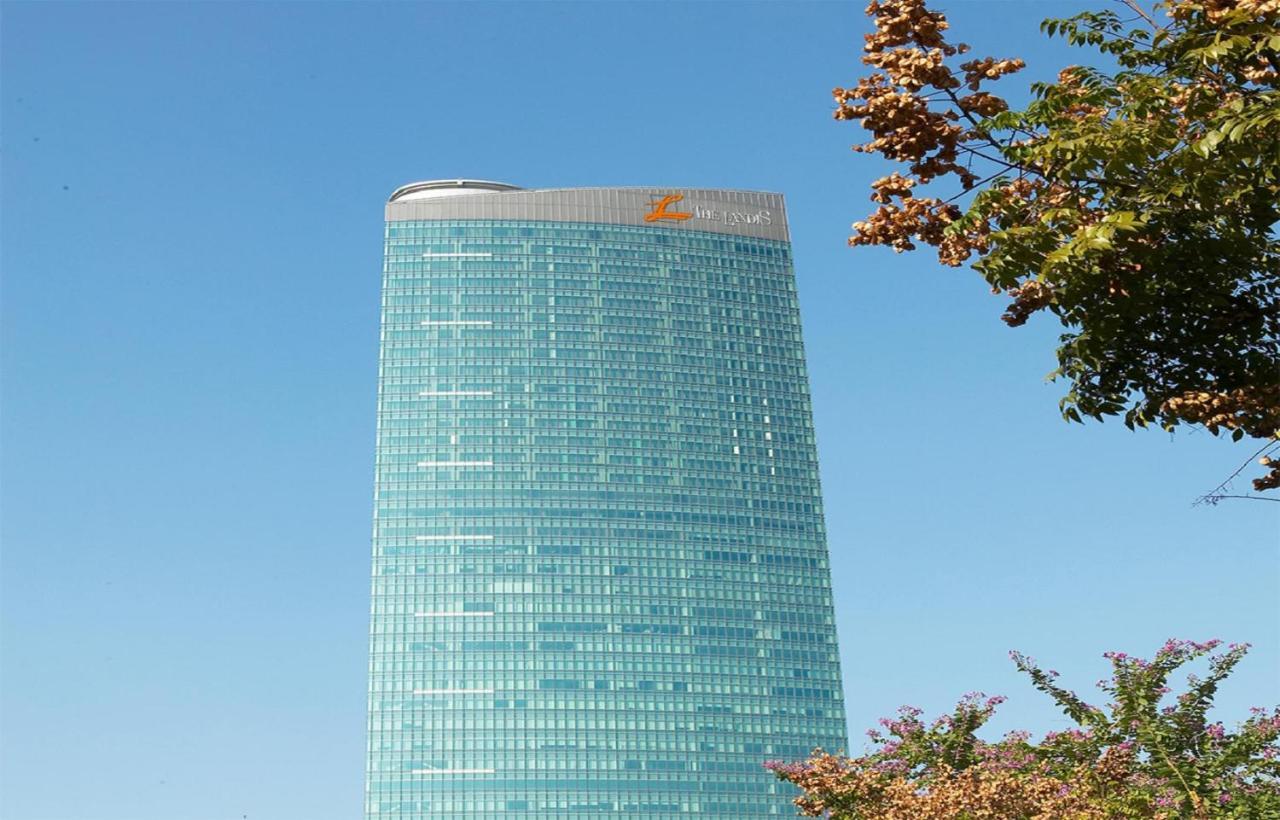 The Landis Taichung Hotel Exterior photo Headquarters of the Orange Group in Madrid, Spain