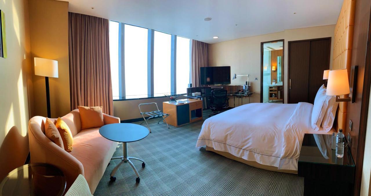 The Landis Taichung Hotel Exterior photo Deluxe room
